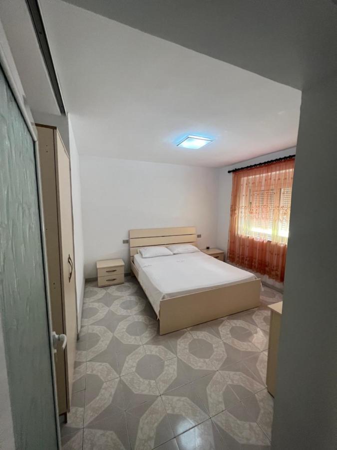 Shtepi Me Qera Appartement Vlorë